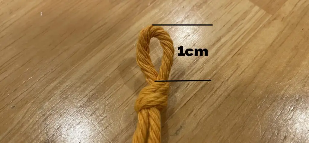 Macrame loop